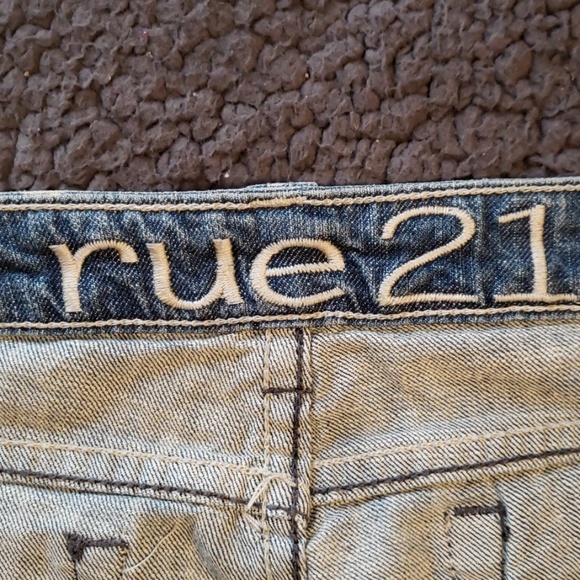 Rue 21 capri's sz-7/8 - Picture 5 of 6